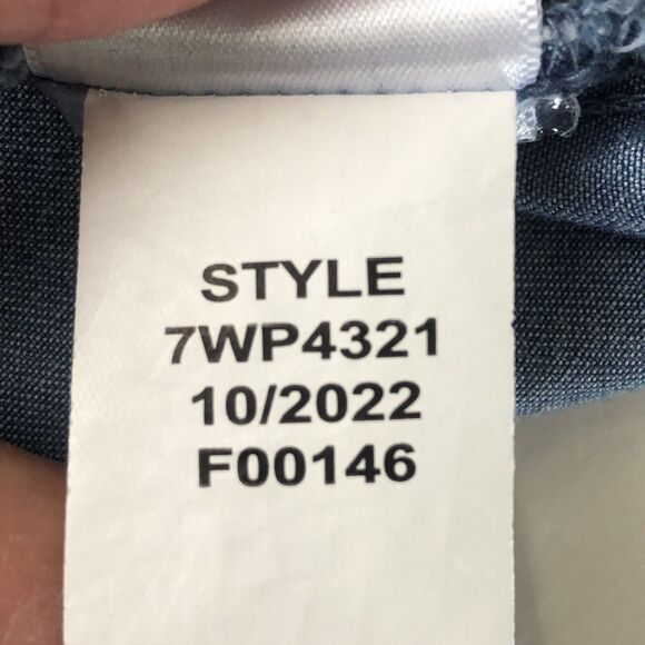 Lucky Brand Women’s Denim Button-Down Shirt Pockets Size Medium - Picture 15 of 15